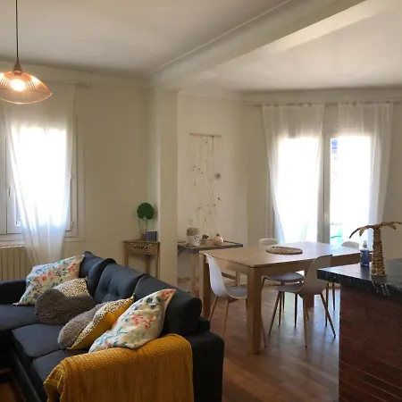 Cosy Pomme -3ch- Quartier Gare, Parking Gratuit Tarbes